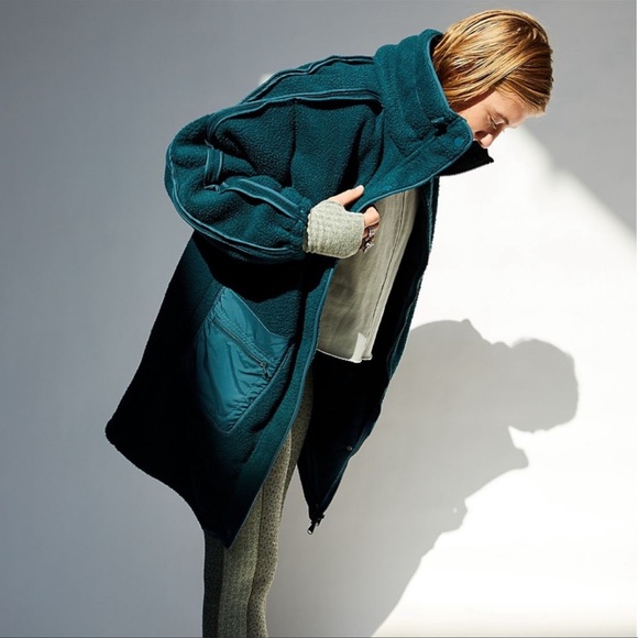Free People Jackets & Blazers - NWT FREE PEOPLE Movement Glacier Fleece Jacket - Teal